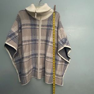 TAHARI CARDIGAN